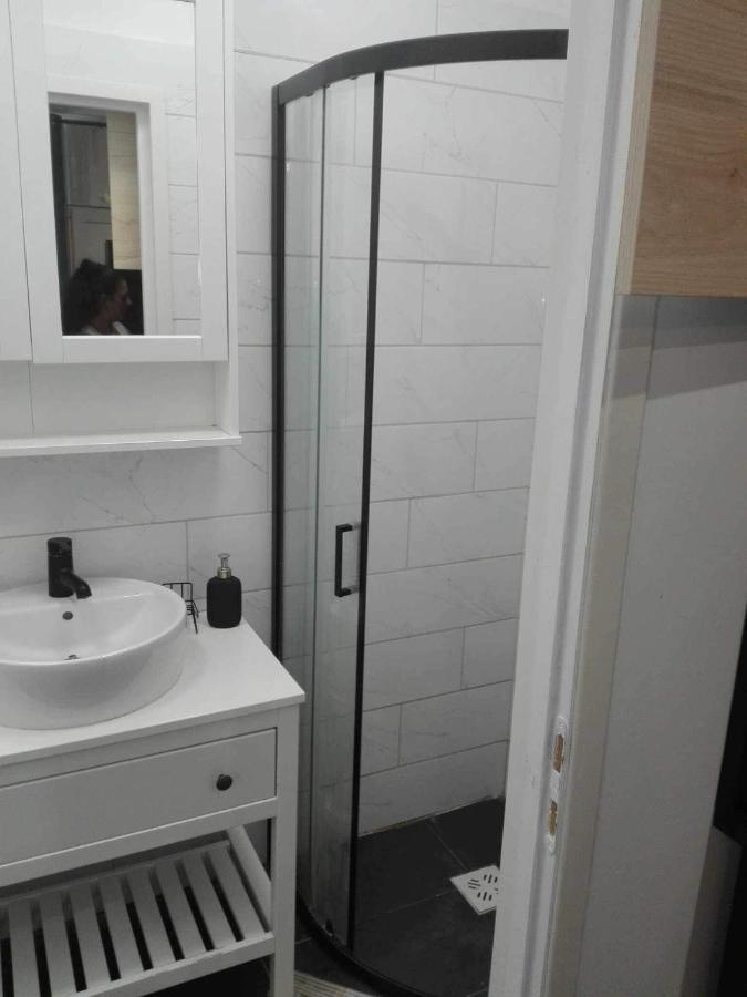 Отель 7Dab 4 Josika 28 Contactless Self Check-In Будапешт Экстерьер фото